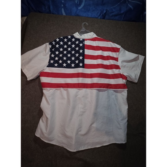 Magellan Outdoors Other - Magellan Outdoors 2XL American Flag Fishing Shirt White Short Sleeve Fish Gear